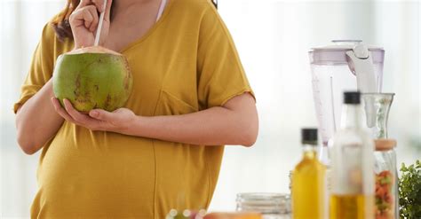 tiểu đường thai kỳ có được uống nước dừa không
